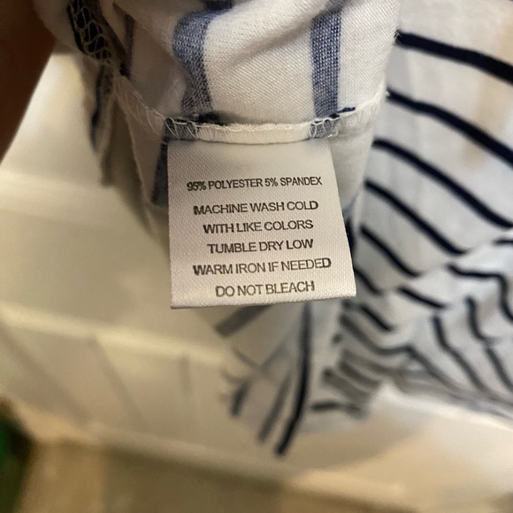 Fyve striped with embroidered flower top. Bubble sleeve. Size Large. - Picture 7 of 8